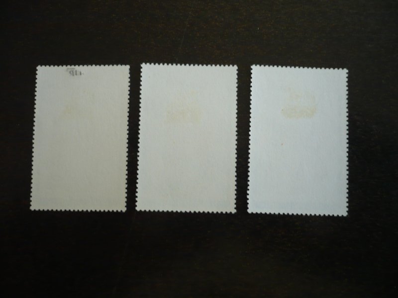 Stamps - Fiji - Scott# 371-373 - Mint Hinged Set of 3 Stamps