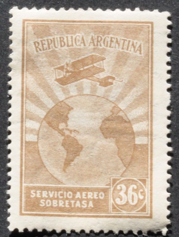 DYNAMITE Stamps: Argentina Scott #C10 – MINT