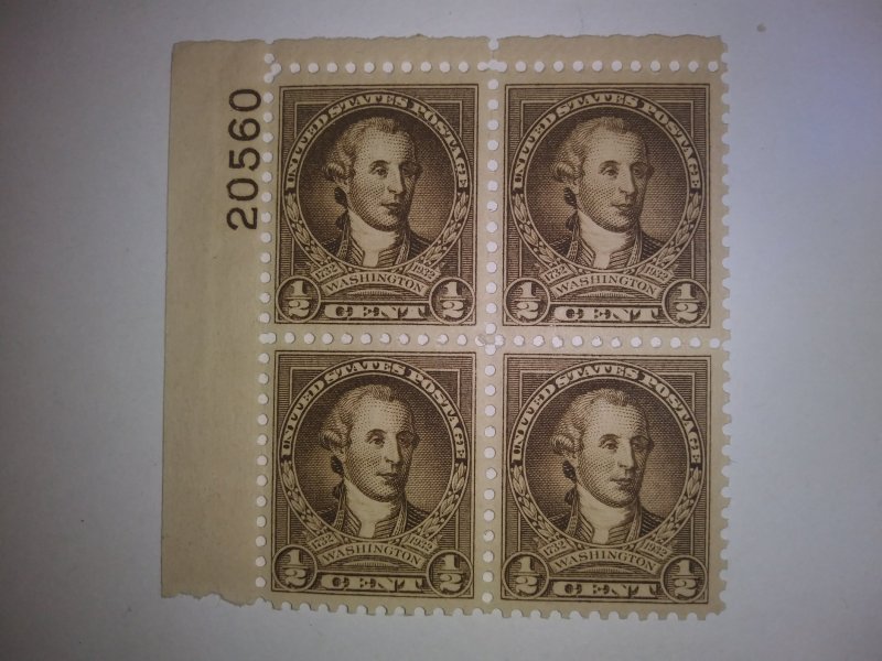 SCOTT # 704 PLATE BLOCK HALF CENT WASHINGTON VERY FINE CONDITION !! NICE