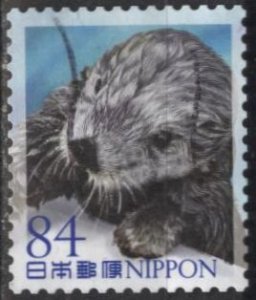 Japan 4599h (used) 84y marine life: otter at poolside (6/22/2022)