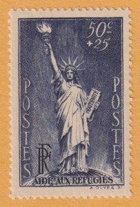 FRANCE B44 SEMI-POSTAL  MINT NEVER HINGED OG ** STATUE OF LIBERTY