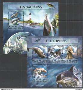 2015 Central Africa Fauna Marine Life Dolphins Les Dauphins Kb+Bl ** Ca217