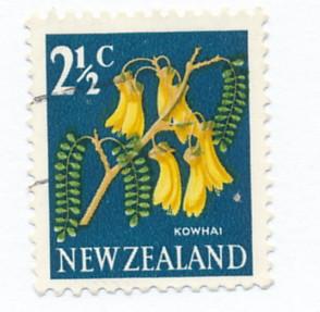 New Zealand 1967  Scott  385 used - 2.1/2c, Kowhai flower