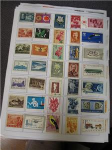 Thousands Of Bulgaria Stamps Hinged On Pages - Unchecked - Read Desc  (BJ11)