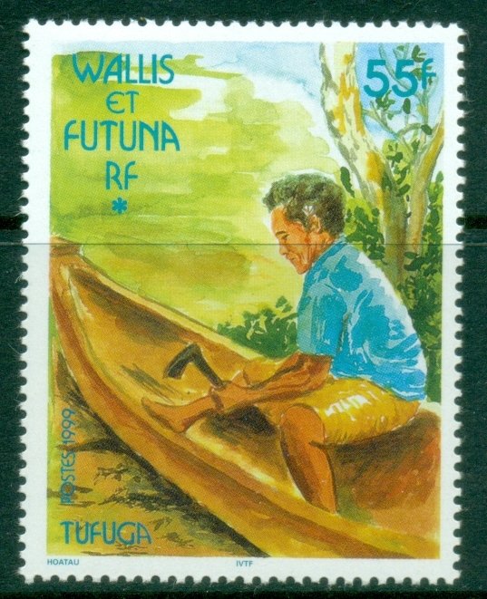 Wallis & Futuna 1999 Man making Canoe MUH