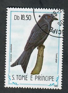 St. Thomas & Prince Islands #742 Birds used single