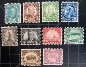 US Stamps- SC# 692 - 701 -  MNH - SCV = $137.25