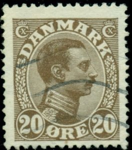 DENMARK #104v 20ore brown Chr X Hook on E variety, used, Fait $250.00