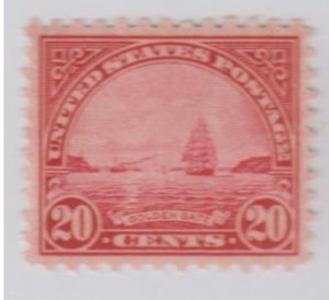 U.S. Scott #698 Golden Gate Stamp - Mint Single