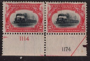 U.S. -  295 -  Plate Number  Pair - (1114, 1174) - Fine/Very Fine - Hinged