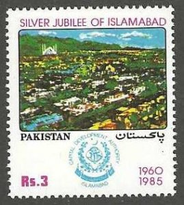 Pakistan 659 Mint  SC:$2.10