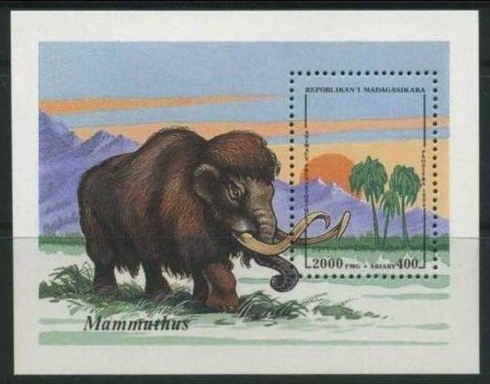 1994 Madagascar 1682/B257 Dinosaurs-Mammoth