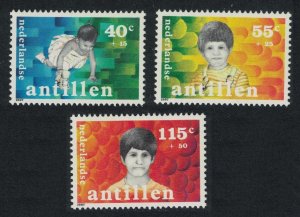 Neth. Antilles Child Welfare 3v 1987 MNH SG#945-947