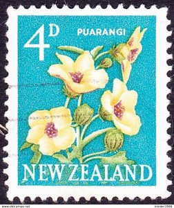 NEW ZEALAND 1965 QEII 4d Purple, Buff, Yellow-Green & Light Blue SG786d Used