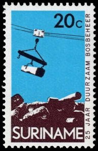 Suriname - Scott 400 - Mint-Never-Hinged
