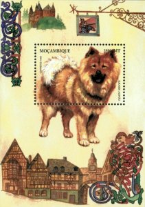 Mozambique 2000 - Dogs of the World Eurasier - Souvenir Sheet - Scott 1352 - MNH