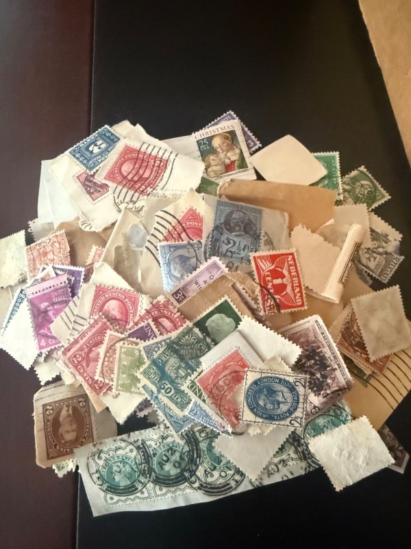 Assorted handpicked 50 stamps