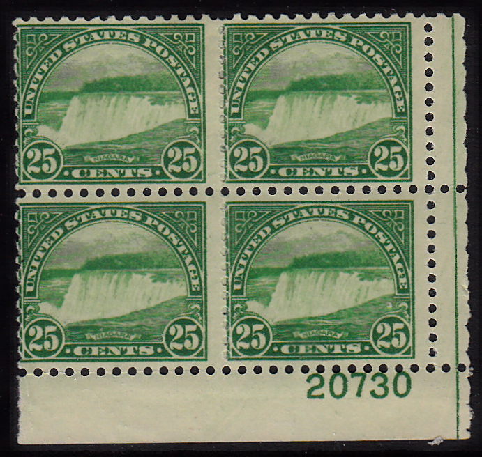 United States #568, Niagra Falls block of 4, MH