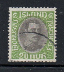 Iceland Sc O45 1920 10 aur Christian X yellow green & gray Official stamp used