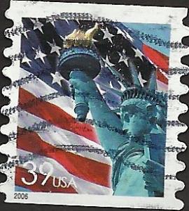 # 3983 USED FLAG AND STATUE OF LIBERTY