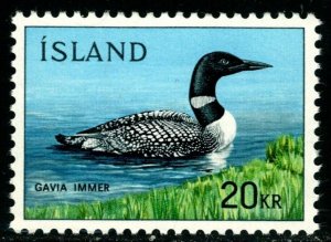 ES-14180 ICELAND Sc# 388, 1967 COMMON LOON, MINT F-VF NH