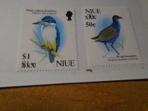 Birds  :  Niue  #  676-77  MNH