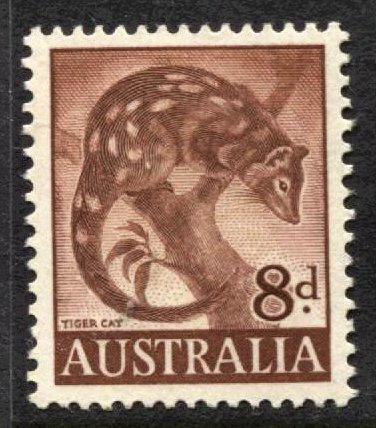 STAMP STATION PERTH - Australia #321 QEII Definitive MVLH