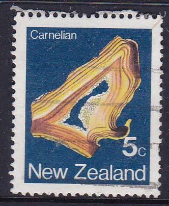 New Zealand 1982 Minerals Carnelian- 5c used