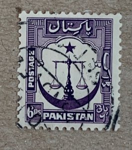 Pakistan 1948 6p Scales perf 12.5, used.  Scott 25, CV $0.25. SG 25