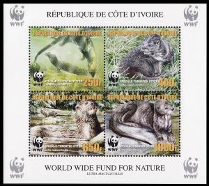 Ivory Coast WWF Speckle-throated Otter Souvenir Sheet perforated with error