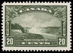 Canada - Scott 225 - Mint-Hinged