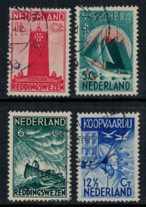 Netherlands #B62-5  CV $24.60