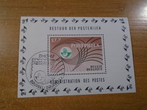 Belgium  #  B815  used