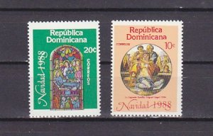 Dominican Rep., Scott cat. 1045-1046. Religious Christmas issue. ^