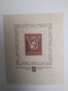 XL item Liechtenstein 115 souv sheet mint heavy hinge QD: CV $1400
