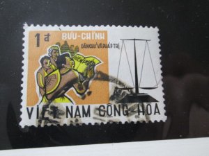 Vietnam (South) #349 used  2024 SCV = $0.25