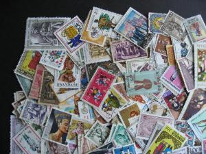 Topical hoard breakup 250 Costumes (dupes, mixed cond)