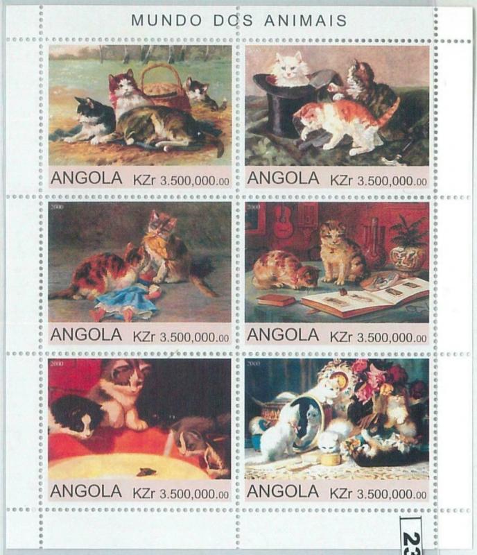 2318 - 2000 ANGOLA, MINIATURE SHEET: Cats