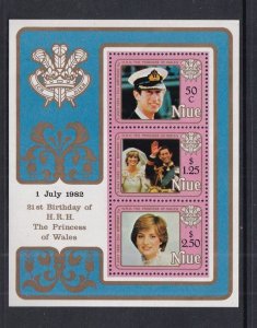 Niue #356a  MNH 1982 sheet birthday princess Diana