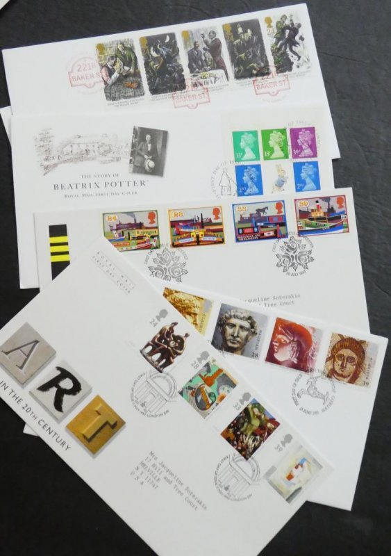 EDW1949SELL : GREAT BRITAIN Clean collection of 350-400 modern First Day Covers.