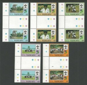 1982 Vanuatu Boy Scout 75th anniversary gutter pairs 