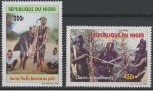 Niger 2009 Mi 2010/2011 Peuls Bororos well Traditional hunter MNH** 2 val.