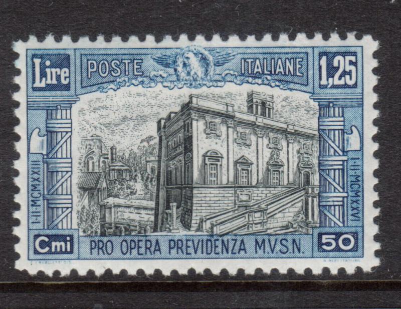 Italy #B32 VF/NH