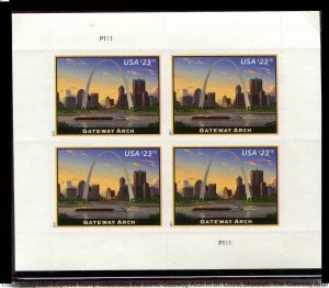 SC 5157 ST LOUIS MO GATEWAY ARCH STAMPS PANE OF 4 EXPRESS MAIL 2 Plate Numbers