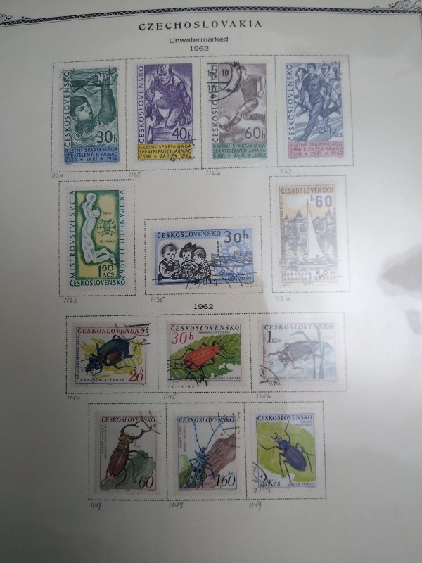 collecion in album Czechoslovakia 1961-72 CV $647