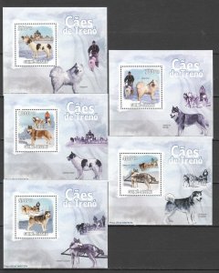 B1353 2009 Guinea-Bissau Fauna Polar Northern Dogs Caes Treno 5 Lux Bl Mnh