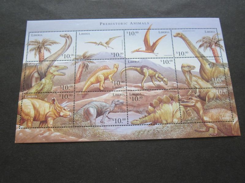 Liberia dinosaur sheet MNH #51606