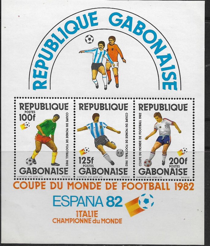 GABON  513a MNH 1982 WORLD CUP SOUVENIR SHEET