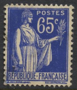France #271 Peace with Olive Branch Used CV$0.30