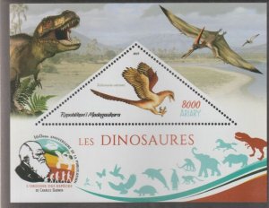 MADAGASCAR - 2019 - Species, Dinosaurs #4-Perf De Luxe Sheet-MNH-Private Issue